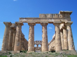 Eastern Hill, The Temple and dedicated to Hera, wife of Jupiter, almost totally rebuilt in 50 years.